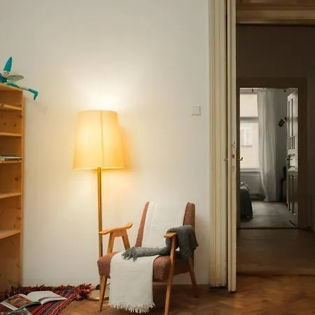 Artisan & Old-timey 2 Bedrooms * Prague