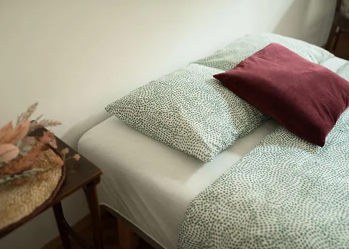 Artisan & Old-timey 2 Bedrooms براغ