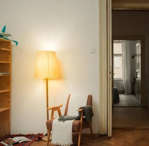 Artisan & Old-timey 2 Bedrooms * براغ
