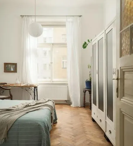 Artisan & Old-timey 2 Bedrooms شقة