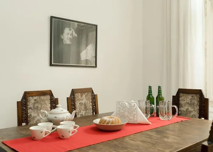 شقة Artisan & Old-timey 2 Bedrooms براغ